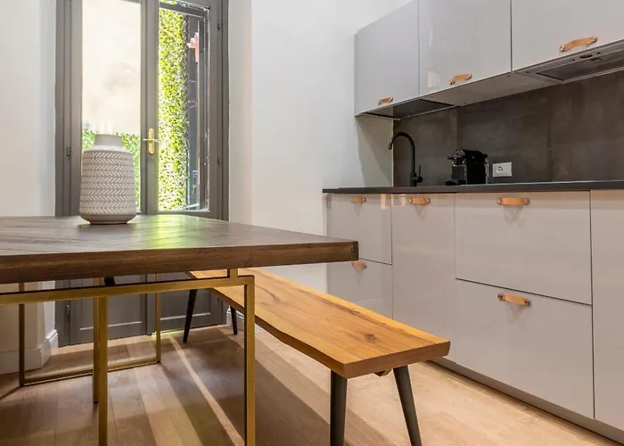 Louly Spanish Steps Апарт-отель 4*