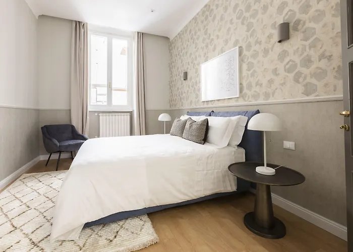 Louly Spanish Steps Апарт-отель 4*