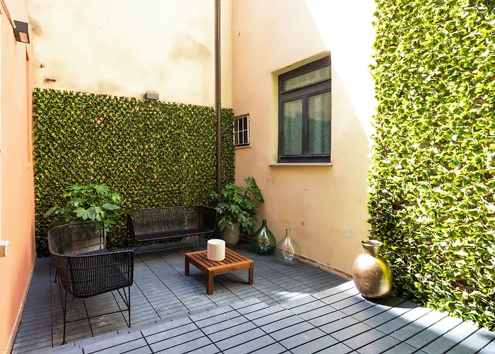 Апарт-отель Louly Spanish Steps 4*